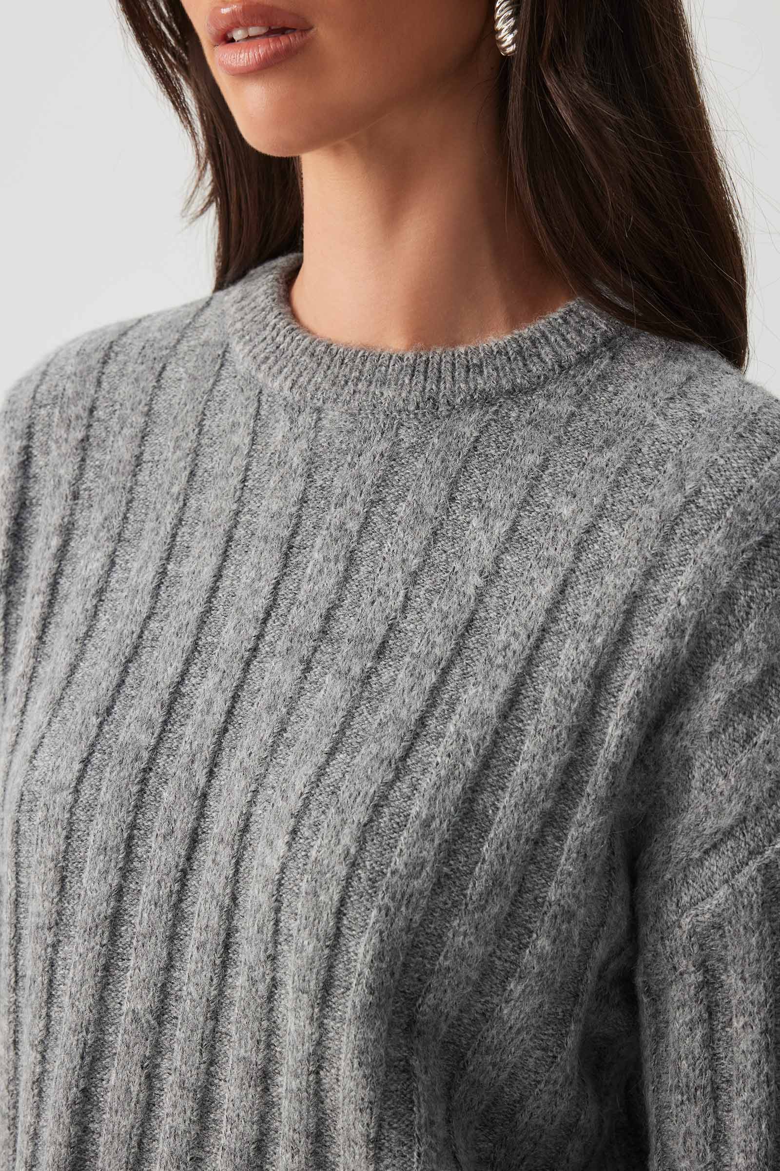 Crop Fuzzy Rib Crew Neck Sweater - Image 3