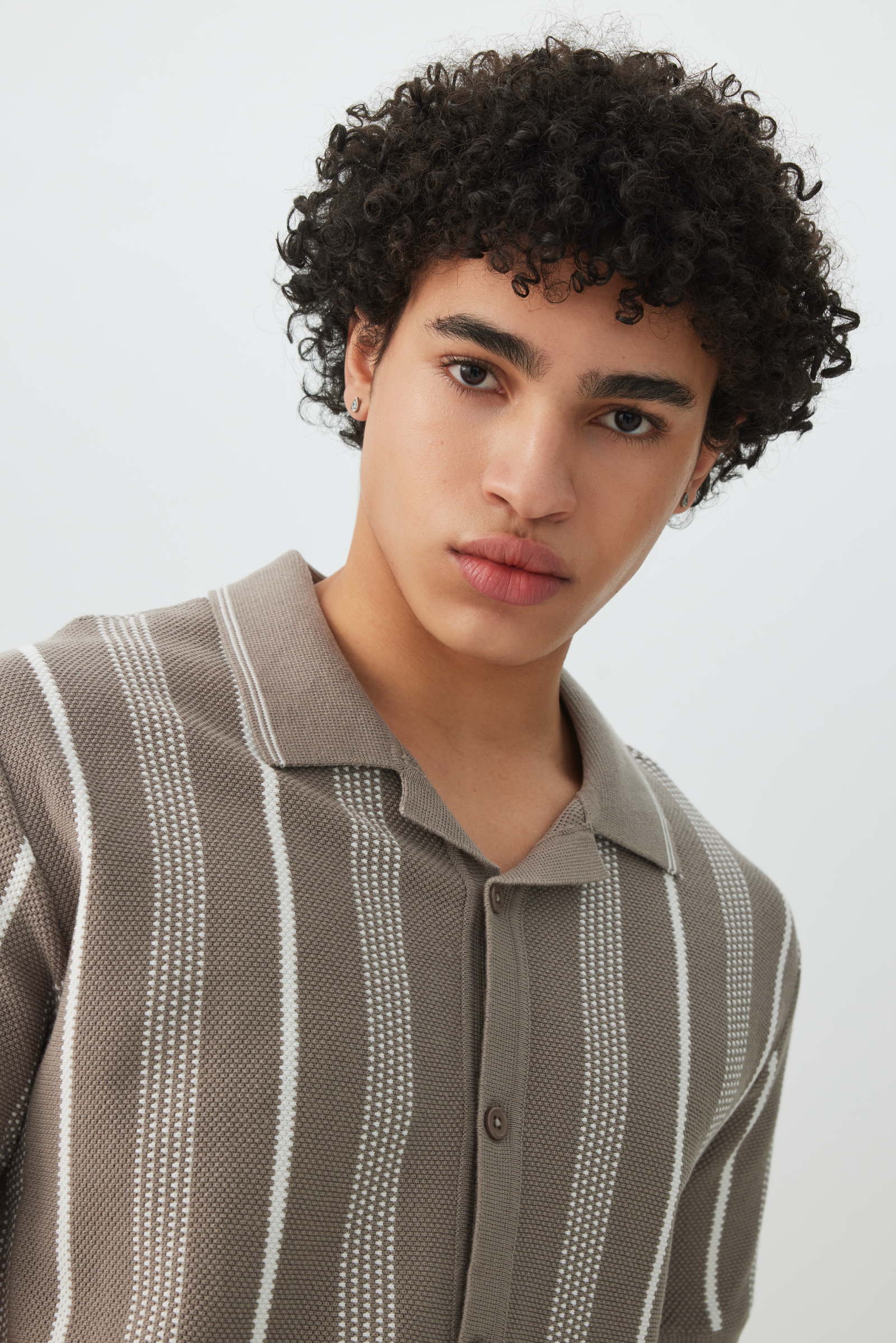 Johnny Collar Short Sleeve Sweater - Image 3