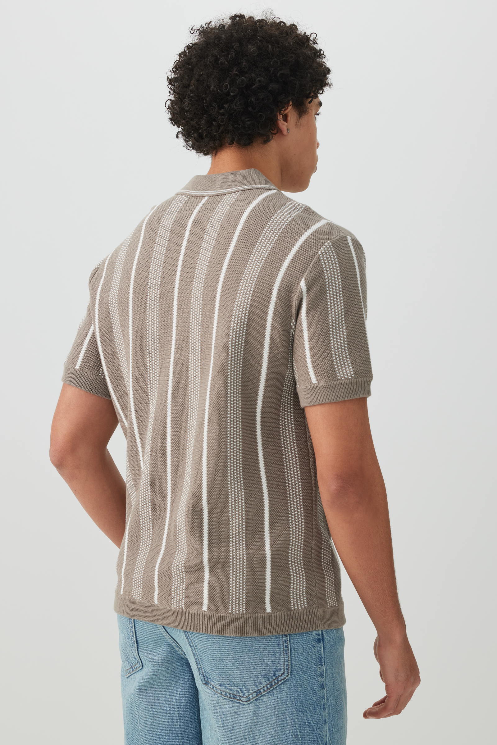 Johnny Collar Short Sleeve Sweater - Image 4