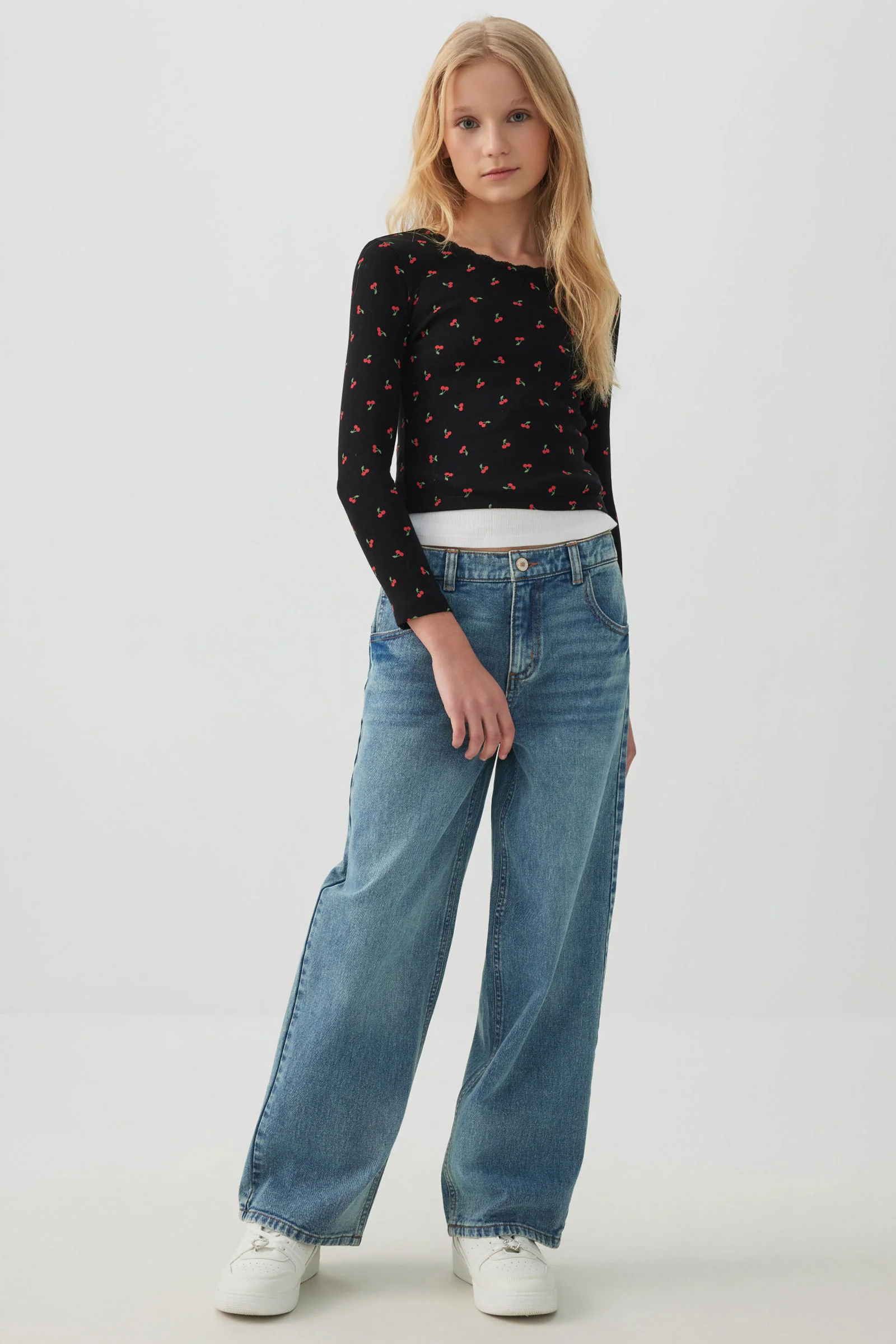 Lace Trim Long Sleeve T-Shirt - Image 3