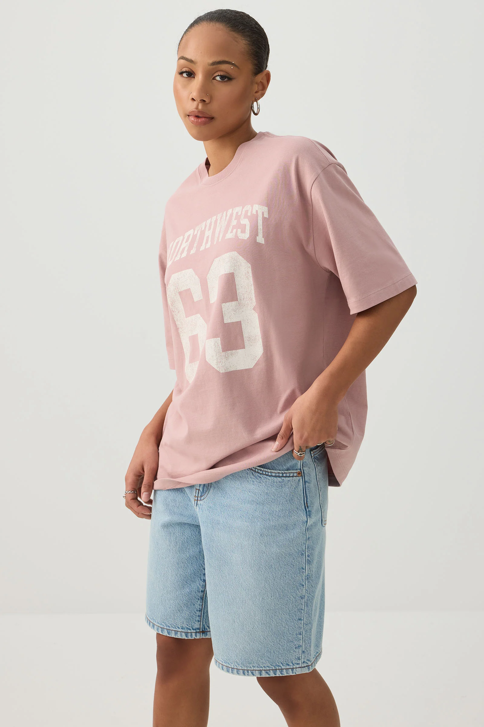 Oversized Graphic T-Shirt - Image 3