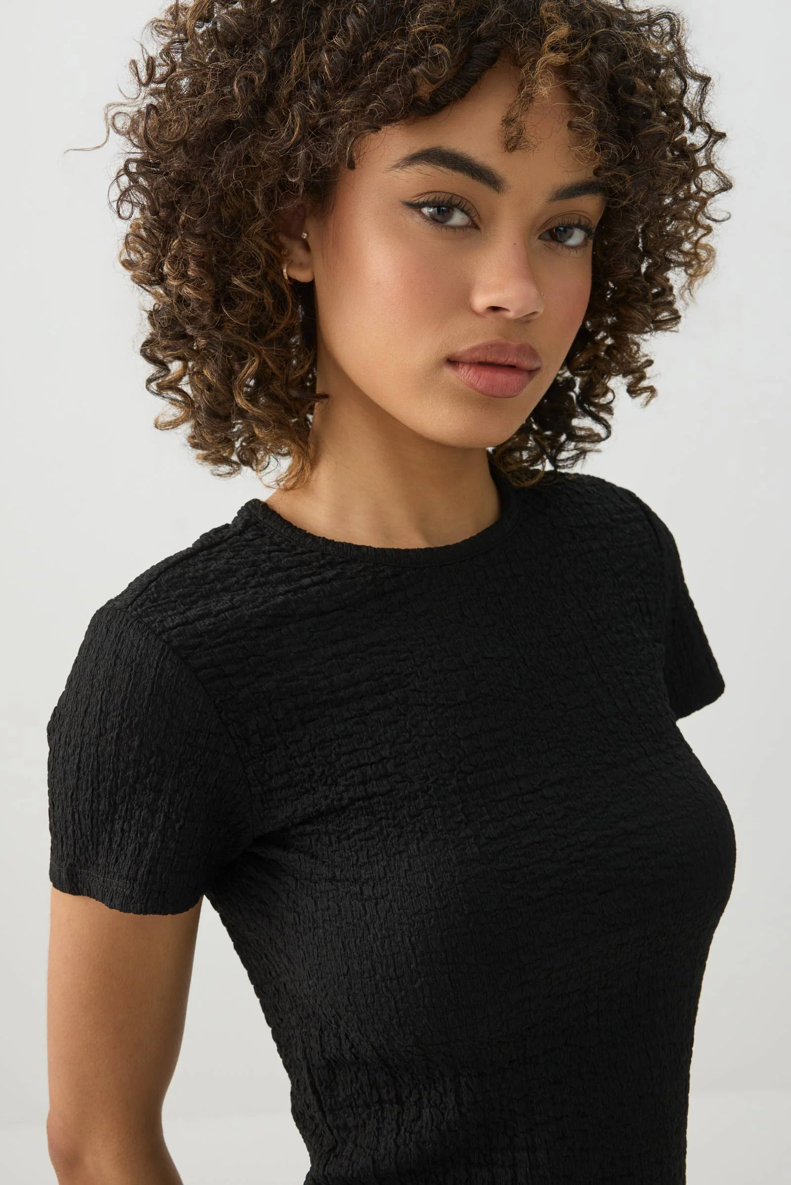 Textured Knit Short Sleeve T-Shirt - Image 3