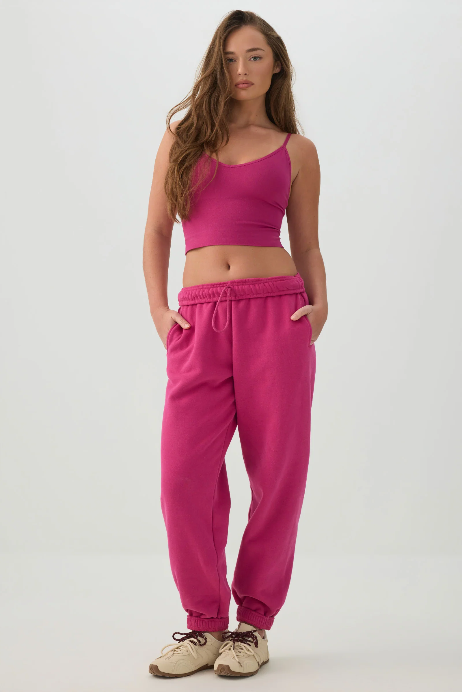 Ultra Crop Seamless Tank with Removable Cups - Image 3